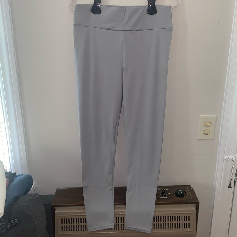 XL gray scrunched leggings